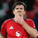 Harry Maguire z Manchestru United reaguje po zápase tretieho kola Emirates FA Cup medzi Manchestrom United a Brighton & Hove Albion 11. januára 2026 v Manchestri v Anglicku.