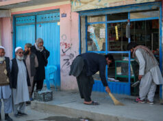 Obyvatelia opisujú paniku, keď Pakistan útočí na Afganistan v „otvorenej vojne“ | Taliban Obyvatelia opisujú paniku, keď Pakistan útočí na Afganistan v „otvorenej vojne“ | Taliban