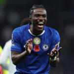 Zatiaľ čo jeho spoluhráči z Chelsea si tento týždeň užívali štyri dni voľna, Romeo Lavia bol v Cobhame a dokončoval svoj podrobný rehabilitačný program.