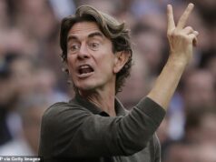 Odhalené: Ohromujúca výplata Thomasa Franka v Tottenhame po jeho prepustení len po ôsmich mesiacoch vo vedení Thomas Frank si po prepustení z Tottenhamu vyplatil neuveriteľných 8 miliónov libier