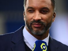 Odhalilo sa napätie medzi trénerom Rennes Habibom Beyem a jeho hráčmi Odhalilo sa napätie medzi trénerom Rennes Habibom Beyem a jeho hráčmi