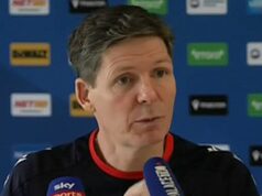 Oliver Glasner hovorí fanúšikom Crystal Palace, aby ‚ZOSTAŇTE POKROMNÍ‘, pretože ‚zabudli, odkiaľ prišli‘ – keďže šéf Eagles má mimoriadny vplyv na svojich priaznivcov. Oliver Glasner hovorí fanúšikom Crystal Palace, aby 'ZOSTAŇTE POKROMNÍ', pretože 'zabudli, odkiaľ prišli' - keďže šéf Eagles má mimoriadny vplyv na svojich priaznivcov.