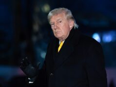 Olympionici trhajú Trumpovu Ameriku ako „ťažko reprezentovateľnú“, keď siahajú po zlate uprostred odporu MAGA Olympijskí športovci zastupujúci tím USA sa vyjadrili proti politike prezidenta Donalda Trumpa a ich protichodným pocitom v súvislosti s nosením americkej vlajky na uniforme