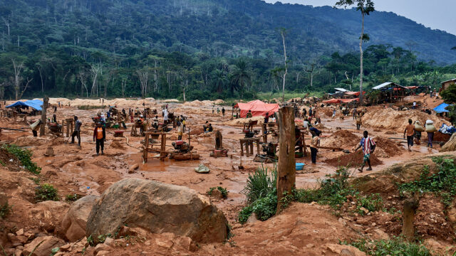 Osoba, ktorá prežila smrteľné zrútenie míny v Kongu, hovorí o záchrane | Baníctvo
