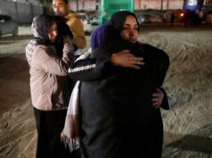 Palestínčania sa vracajú do Gazy po obmedzenom opätovnom otvorení prechodu Rafah | Gaza Palestínčania sa vracajú do Gazy po obmedzenom opätovnom otvorení prechodu Rafah | Gaza