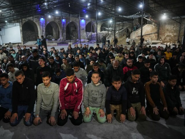 Palestínčania v Gaze čelia nedostatku potravín a obmedzeniam so začiatkom ramadánu | Správy o konflikte medzi Izraelom a Palestínou
