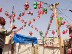 Palestínčania v Gaze sú kreatívni pri výzdobe na ramadán | Gaza Palestínčania v Gaze sú kreatívni pri výzdobe na ramadán | Gaza