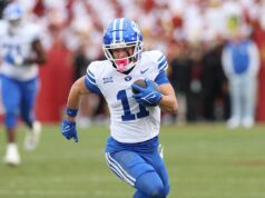 Parker Kingston z BYU obvinený zo znásilnenia niekoľko dní po oznámení zasnúbenia Parker Kingston z BYU obvinený zo znásilnenia niekoľko dní po oznámení zasnúbenia