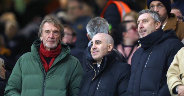 Prestupová aktivita Man Utd bola naďalej spochybňovaná