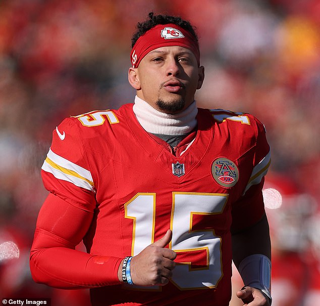Patrick Mahomes pomáha Kansas City Chiefs vyriešiť hrozný problém, ktorý Patrick Mahomes uvoľnil obrovský priestor vo výške 43,56 milióna dolárov pre šéfov Kansas City