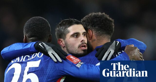 Pedro Neto strelil hetrik, keď Chelsea zabezpečila Roseniorovi šťastný návrat do Hullu | FA Cup
