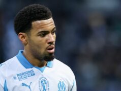 Plán Ethana Nwaneriho bol potvrdený, pretože Arsenal zvažuje možnosti prestupu po zranení Mikela Merina Ethan Nwaneri