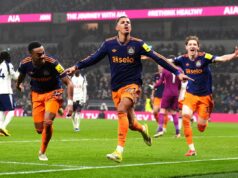 Po poslednej prehre s Tottenhamom narastá tlak na Thomasa Franka. Predstavenstvo teraz musí rozhodnúť Malick Thiaw viedol Newcastle vpredu na prahu polčasu (REUTERS)