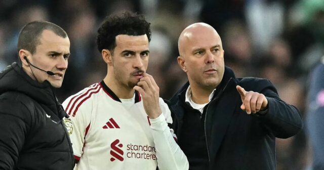 Pocity Arna Slotu ku Curtisovi Jonesovi sú jasné po tom, Pocity Arna Slotu ku Curtisovi Jonesovi sú jasné po tom, čo Liverpool zavrhol | Futbal | Šport