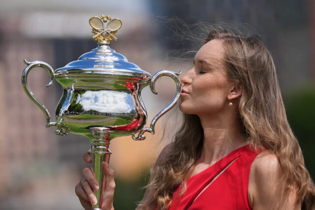 Podceňovaný triumf: Elena Rybakina vyhrala Australian Open s pokojnou presnosťou Download app from appStore