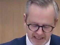 Politik brutálne strieľa na Tottenham, keď spustil poburujúci prejav „Spursy“ Švédsky politik Mikael Damberg vo svojom prejave, v ktorom vysvetľoval ekonomické problémy jeho národa, čudne odkázal na Tottenham