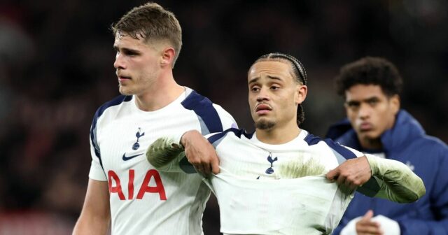 Poradie hráčov Tottenhamu verzus Toolbox s Xavim medzi 6 4/10 Poradie hráčov Tottenhamu verzus Toolbox s Xavim medzi 6 4/10 v strate|Futbal|Športová aktivita
