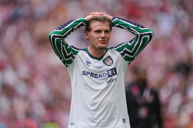 Potvrdené: Obranca Sunderlandu dokončil prestup v deň uzávierky
