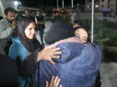 Pramienok Palestínčanov opustí, vstúpi do Gazy, keď sa znovu otvorí prechod Rafah | Správy z Gazy Pramienok Palestínčanov opustí, vstúpi do Gazy, keď sa znovu otvorí prechod Rafah | Správy z Gazy