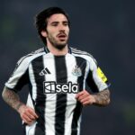 Sandro Tonali beží.