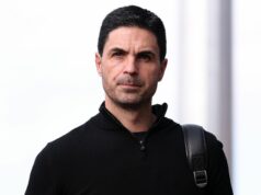 Pravidlo Premier League znamená, že Arsenal môže ešte podpísať zmluvu s jasným termínom Alex Oxlade-Chamberlain