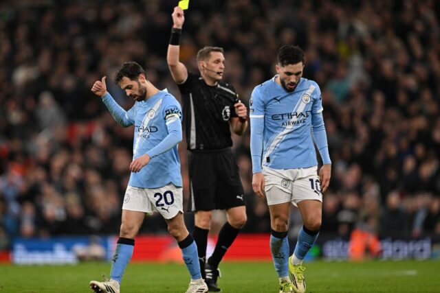 Bernardo Silva schmatol loptu zo zadnej strany siete a naznačil odhodlanie City nájsť víťaza (Getty Images)