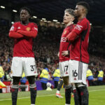 Prečo sa Kobbie Mainoo darí pod vedením Michaela Carricka a bojuje s Rubenom Amorimom