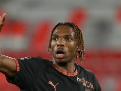 Prestupy Premier League sa majú uskutočniť v deň uzávierky vrátane prestupov z Man Utd a Liverpoolu Michael Carrick