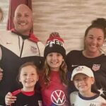 Carissa s manželom Brettom a ich štyrmi dievčatami: Josie (10), Lainey (9), Ellie (7) a Hattie (2)