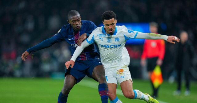 Ethan Nwaneri v akcii za Marseille proti Parížu Saint-Germain