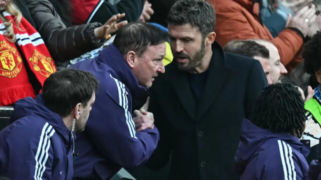 Reakcia Michaela Carricka — Hovorí šéf Manchestru United po prevalení Download app from appStore