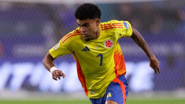 Rebríček 10 najlepších hráčov spojky vo svetovom futbale v roku 2026
