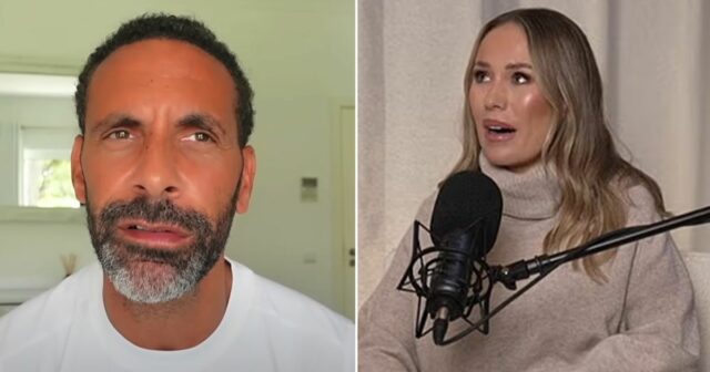 Kate Ferdinand hovorí v podcaste a vyzerá naštvane