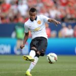 Robin van Persie rieši Feyenoordovo prenasledovanie Jesseho Lingarda