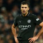 Rodri sa vzteká na rozhodcu po tom, čo Man City zahodilo vedenie 2:0 proti Spurs