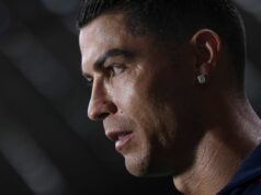 Ronaldo reagoval na príspevok Mourinha a Messiho „prestaň žartovať“ | Futbal | Šport Ronaldo reagoval na príspevok Mourinha a Messiho „prestaň žartovať“ | Futbal | Šport