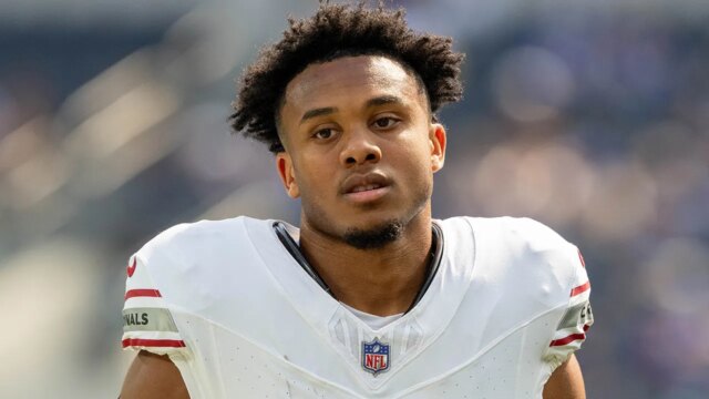 Rondale Moore, bývalý prijímač NFL, zomrel vo veku 25 rokov Rondale Moore, bývalý prijímač NFL, zomrel vo veku 25 rokov