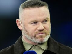 Rooney spochybňuje „mentalitu“ a „charakter“ letného podpisu „nie dosť dobrý“. Rooney spochybňuje „mentalitu“ a „charakter“ letného podpisu „nie dosť dobrý“.