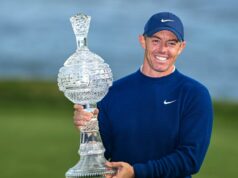 Rory McIlroy si stanovil cieľ Scottieho Schefflera pred prvým podujatím PGA Tour od Ryder Cupu Rory McIlroy zo Severného Írska sa usmieva s turnajovou trofejou po víťazstve dvoma údermi vo finálovom kole AT&T Pebble Beach Pro-Am na Pebble Beach Golf Links 2. februára 2025 v Pebble Beach v Kalifornii.