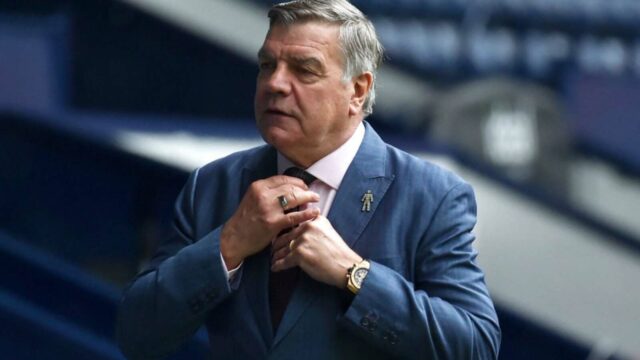 Sam Allardyce hovorí, prečo je „naozaj naštvaný“ na Davida Moyesa v Evertone
