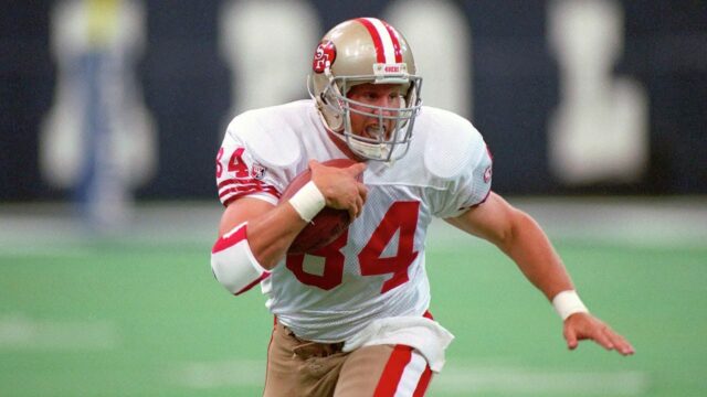 Šampión Super Bowl, na ktorom vedie skupina talentovaných pozícií
