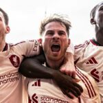 Hráči Liverpoolu oslavujú gól