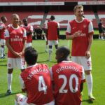 Henri Lansbury hovorí v In The Mixer