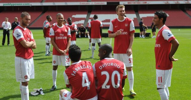 Henri Lansbury hovorí v In The Mixer