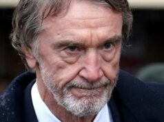 Šéf Man Utd Jim Ratcliffe „dostal bitku, ktorú si zaslúžil“ po chorých komentároch o imigrácii Sir Jim Ratcliffe sa za svoje komentáre ospravedlnil
