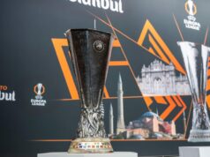 Semifinále Európskej ligy medzi Aston Villa a Nottm Forest po posledných 16 remízach Semifinále Európskej ligy medzi Aston Villa a Nottm Forest po posledných 16 remízach