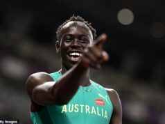 Senzácia tínedžerov v šprinte Dna Dna ODMIETA očarujúce ponuky na podpis namiesto toho s ikonou Aussie Dna Dna (na obrázku) je zaplavená žiadosťami o sponzorstvo/partnerstvo a nedávno súhlasila so spoluprácou s Vegemite