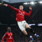 Sesko útočí neskoro, keď Man Utd porazil 3:2 nad Fulhamom, aby pokračoval vo víťaznom víťazstve Carricka