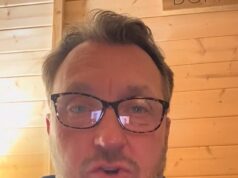 Šípkový komentátor Sky Sports Wayne Mardle zdieľa surové a emotívne video o svojom pokračujúcom „brutálnom“ smútku po smrti jeho manželky v roku 2024. Wayne Mardle zdieľal video na TikTok, aby pomohol ostatným ako on, ktorí smútia