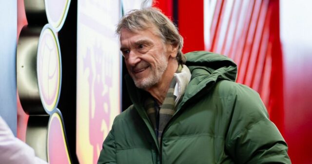 Sir Jim Ratcliffe zostal bez trestu FA po poznámkach o migrácii|Futbal|Športová aktivita 

